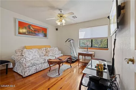 41602 Crispi Ln E, Quartz Hill, CA 93536 photo 11