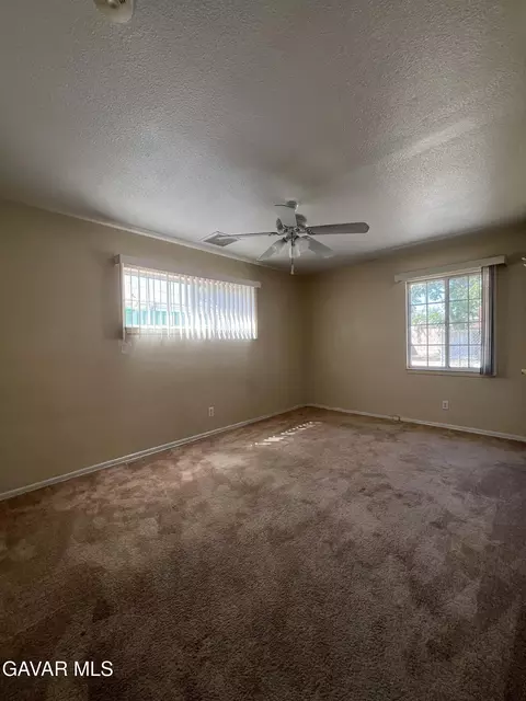 38609 32nd St E, Palmdale, CA 93550 photo 14