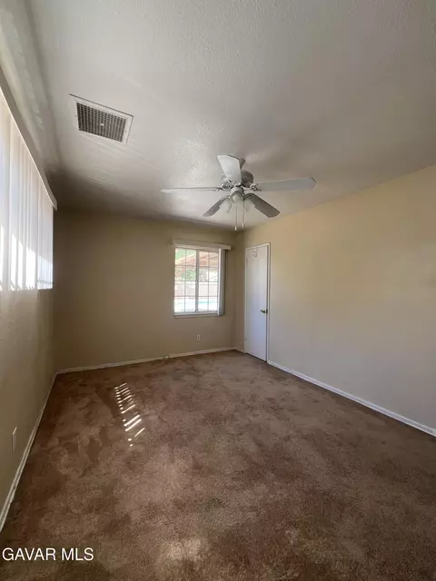 38609 32nd St E, Palmdale, CA 93550 photo 15