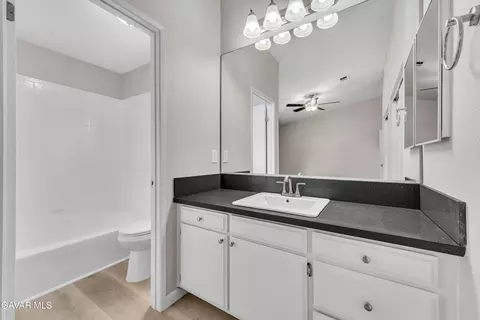 Bath - 716 Avenue J9 E, Lancaster, CA 93535 photo 1 of 2