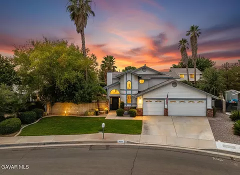 4554 Meadow Pl, Quartz Hill, CA 93536