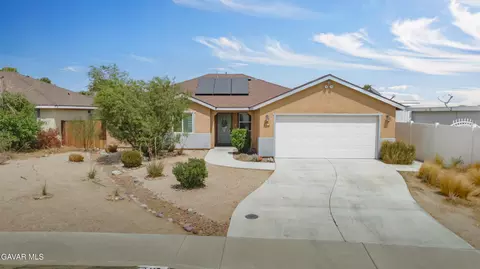 1415 Richfield Ave, Rosamond, CA 93560