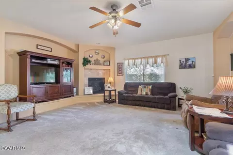 43947 Sandstarr Ct, Lancaster, CA 93535 photo 10