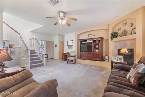 43947 Sandstarr Ct, Lancaster, CA 93535 photo 11