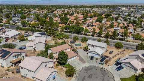 43947 Sandstarr Ct, Lancaster, CA 93535 photo 6