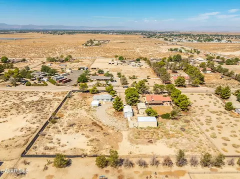View/Area - 45050 43rd St E, Lancaster, CA 93535 photo 6 of 9