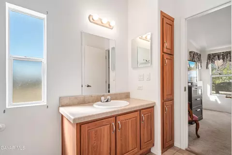 Bath - 45050 43rd St E, Lancaster, CA 93535 photo 5 of 7