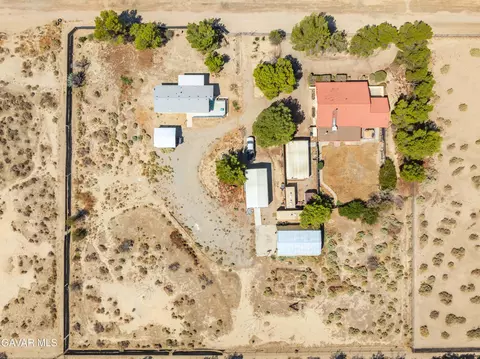 View/Area - 45050 43rd St E, Lancaster, CA 93535 photo 2 of 9