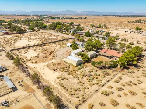 View/Area - 45050 43rd St E, Lancaster, CA 93535 photo 8 of 9