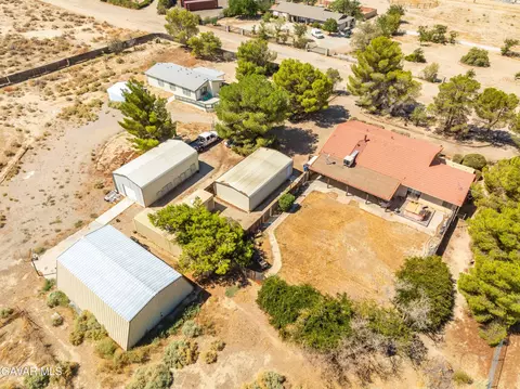 View/Area - 45050 43rd St E, Lancaster, CA 93535 photo 3 of 9