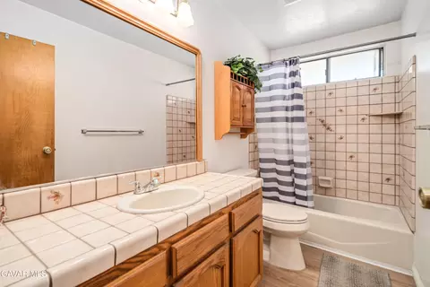 Bath - 45050 43rd St E, Lancaster, CA 93535 photo 4 of 7