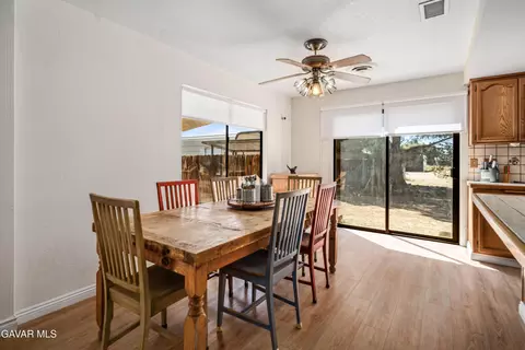 Dining - 45050 43rd St E, Lancaster, CA 93535 photo 2 of 4
