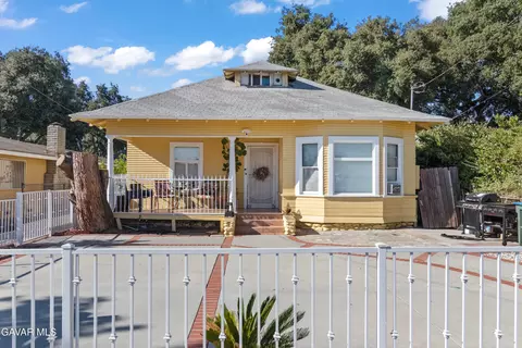 63 Yale St, Pasadena, CA 91103 photo 1