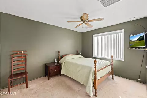 45461 3rd St E, Lancaster, CA 93535 photo 16