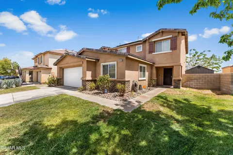 45448 Spahn Ln, Lancaster, CA 93535