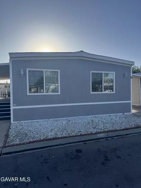 1301 Avenue I E #6, Lancaster, CA 93535