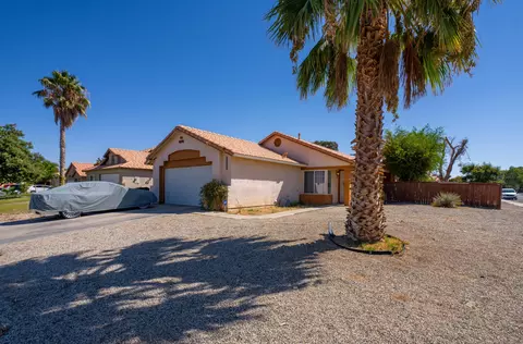 Exterior - 43804 5th St E, Lancaster, CA 93535 photo 3 of 6