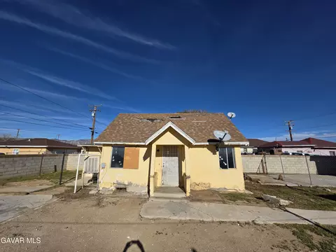Exterior - 16133 I St, Mojave, CA 93501 photo 7 of 9