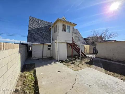 Exterior - 16133 I St, Mojave, CA 93501 photo 4 of 9