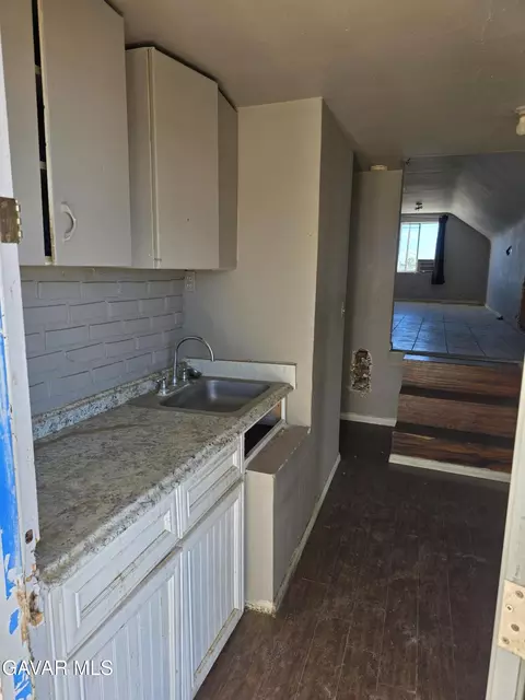 Kitchen - 16133 I St, Mojave, CA 93501 photo 3 of 3
