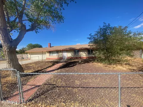 40627 166th St E, Lancaster, CA 93535 photo 1