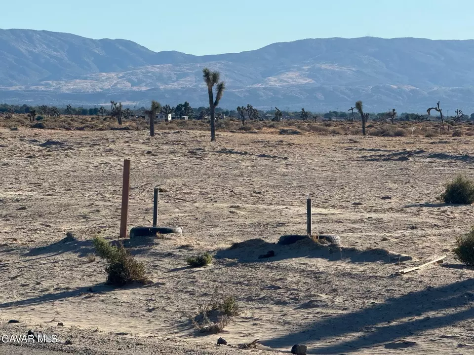  30 Avenue G E # VIC, Lancaster, CA 93535 photo 2