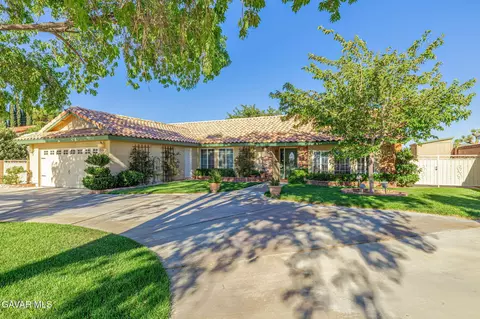 42634 25th Street West St W, Lancaster, CA 93536