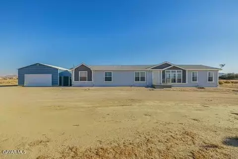 4779 Brabham Ave, Rosamond, CA 93560
