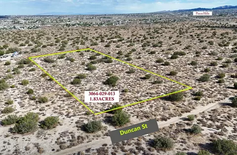 Duncan Road, Llano, CA 93544