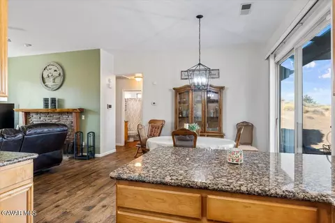 Dining - 26821 Stirrup Way, Tehachapi, CA 93561 photo 1 of 2