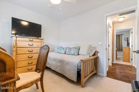 Bedroom - 26821 Stirrup Way, Tehachapi, CA 93561 photo 4 of 4