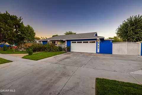610 Woodington Dr, Lancaster, CA 93535
