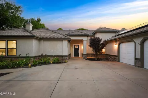 41119 Mission Dr, Palmdale, CA 93551
