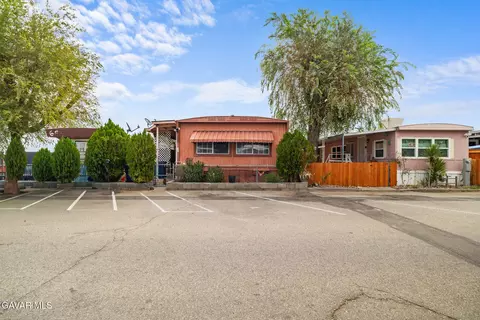 1617 Avenue I E #66, Lancaster, CA 93535 photo 2