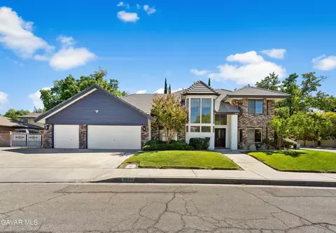2646 Brentwood Dr, Lancaster, CA 93536