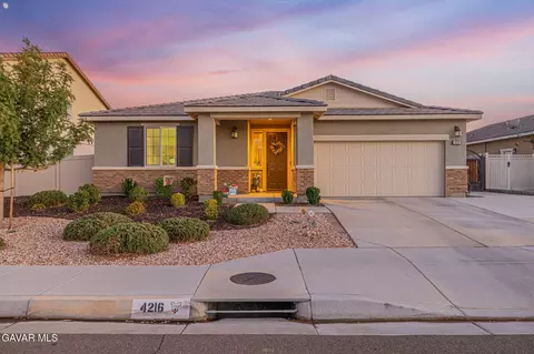 4216 Ivyton St W, Lancaster, CA 93536