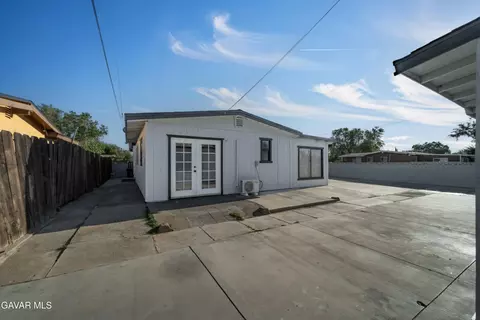 727 Ave H 8 W, Lancaster, CA 93534 photo 27