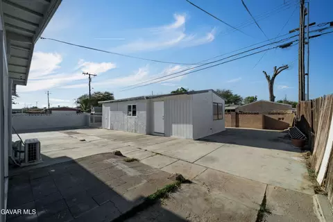 727 Ave H 8 W, Lancaster, CA 93534 photo 26