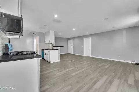 727 Ave H 8 W, Lancaster, CA 93534 photo 14