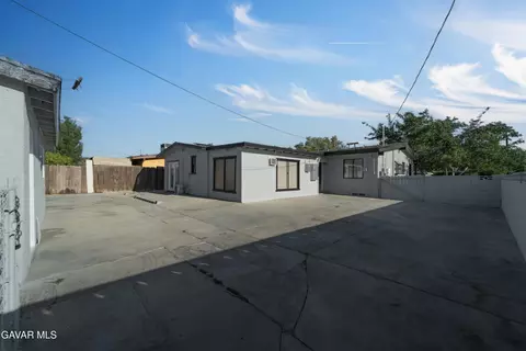 727 Ave H 8 W, Lancaster, CA 93534 photo 29