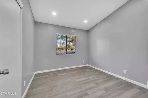 727 Ave H 8 W, Lancaster, CA 93534 photo 18