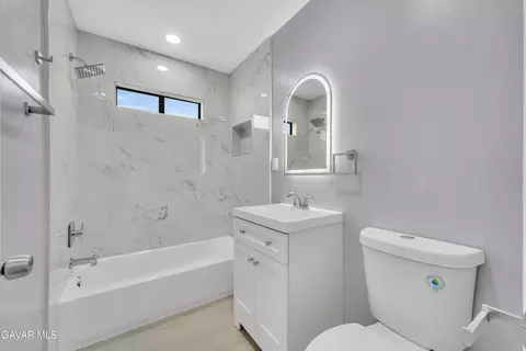 727 Ave H 8 W, Lancaster, CA 93534 photo 24