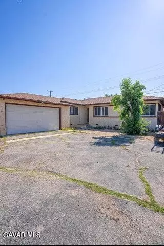 3392 Camden St, Rosamond, CA 93560