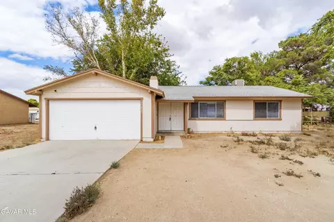 17855 Lakespring Ave, Palmdale, CA 93591
