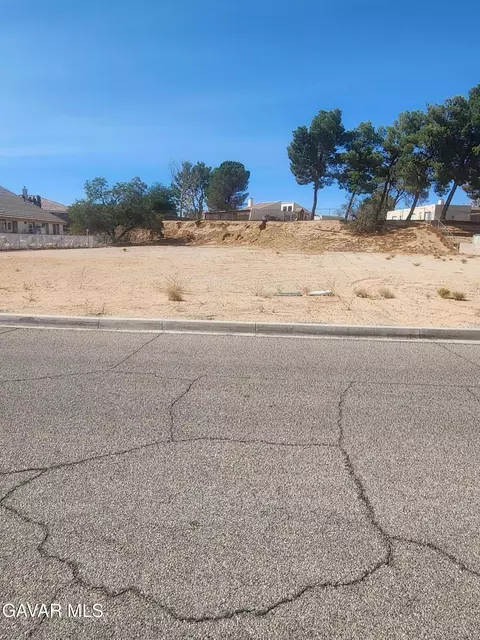 Outrigger Ln Ca 92342 Lane, Helendale, CA 92342