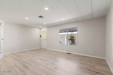 43850 20th St E #33, Lancaster, CA 93535 photo 5