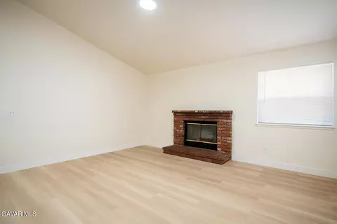 Living - 832 Ave J 11 E, Lancaster, CA 93535 photo 2 of 3