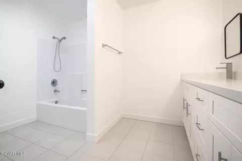Bath - 832 Ave J 11 E, Lancaster, CA 93535 photo 2 of 2