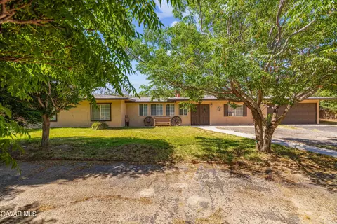 10333 Avenue R-8 E, Littlerock, CA 93543