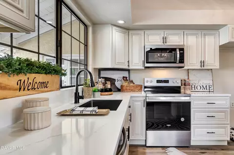 Kitchen - 2747 Wilson Ct, Lancaster, CA 93536 photo 6 of 6
